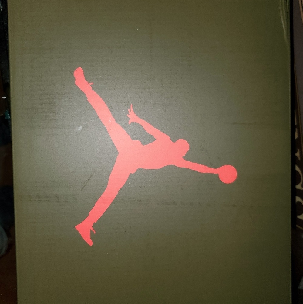 Travis Scott Air Jordan Retro 6 - Picture 6 of 8